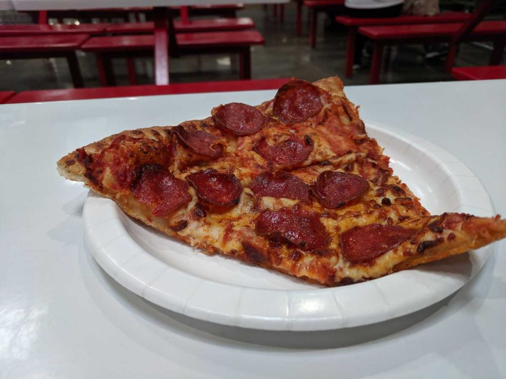Wat is pizza van normale grootte?