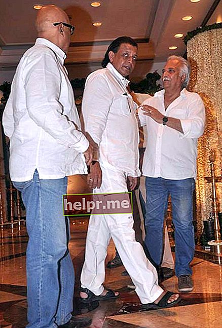Mithun Chakraborty la rugăciunea lui Rajesh Khanna se întâlnește în 2012