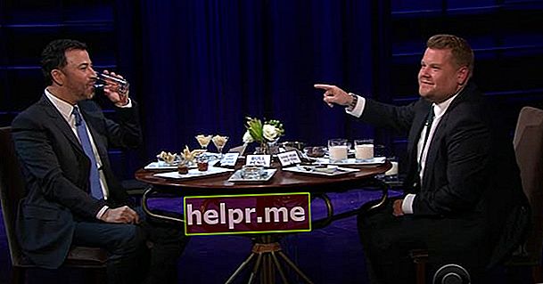 Jimmy Kimmel e James Corden conversando durante um jantar