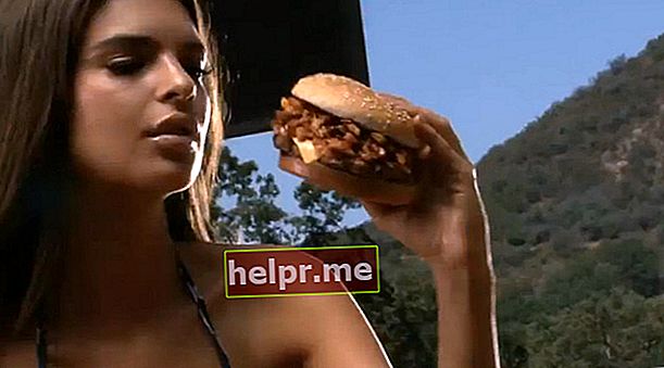 Emily Ratajkowski en el comercial de Carl's Jr Hardee's ... Emily seguramente nunca comerá una hamburguesa grasosa como esta en la vida real