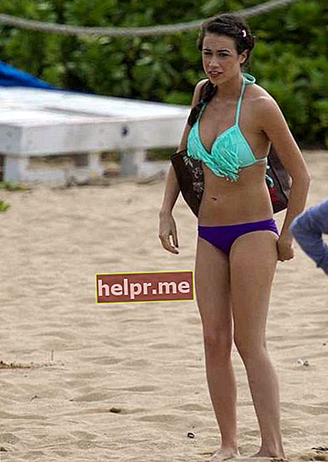 Colleen Ballinger en bikini a Maui el desembre de 2014