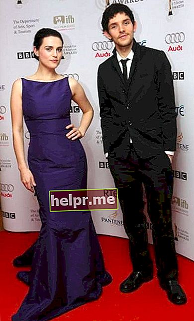 Katie McGrath amb el seu xicot Colin Morgan en una cerimònia de lliurament de premis al Regne Unit