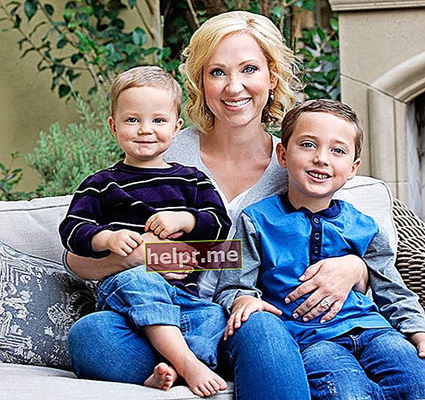 Leigh-Allyn Baker amb els seus 2 fills