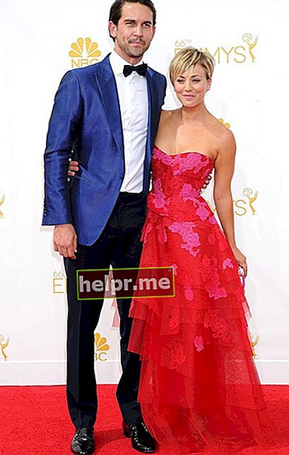 Ryan Sweeting și Kaley Cuoco la Emmy Awards 2014.