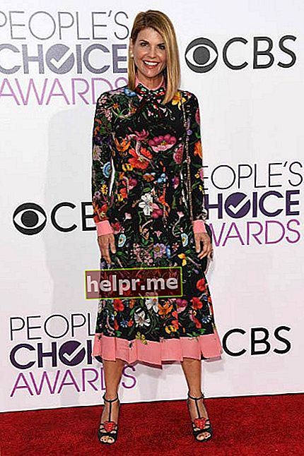 Lori Loughlin als People's Choice Awards el gener de 2017