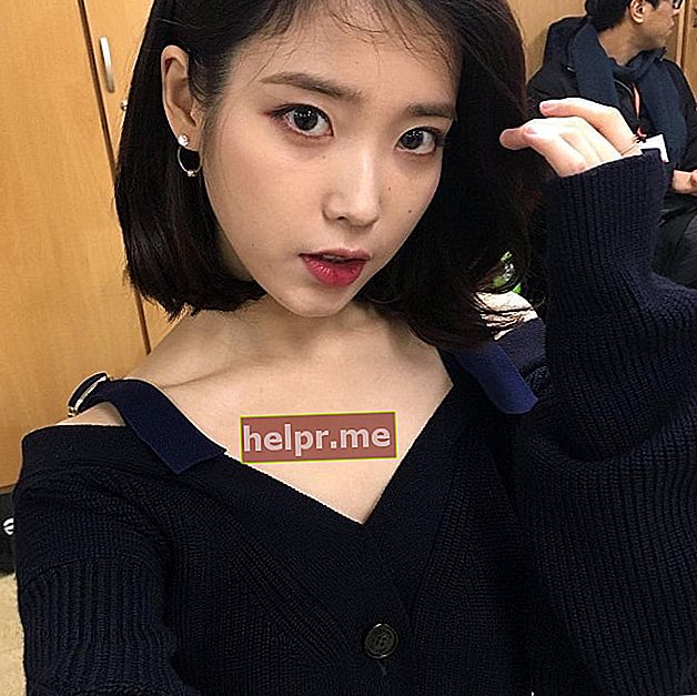 Lee Ji-eun u selfiju u veljači 2018