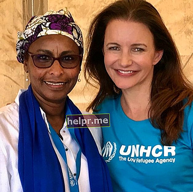 Kristin Davis durant una missió de l'ACNUR a Kenya l'agost de 2019