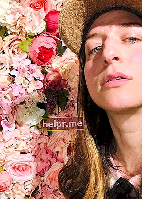 Chelsea Peretti într-un selfie pe Instagram în martie 2019