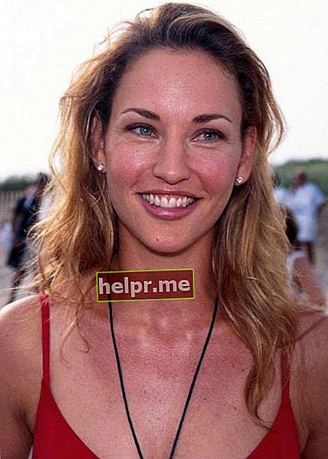 Jill Goodacre en una imatge de la dècada de 1990