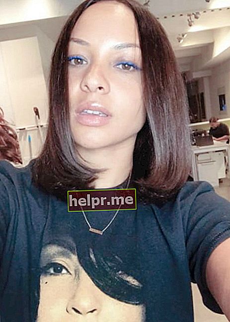 Jasmine Cephas Jones en una selfie en septiembre de 2018