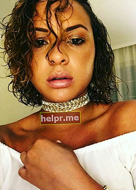 Jasmine Cephas Jones en una selfie de Instagram como se vio en octubre de 2017