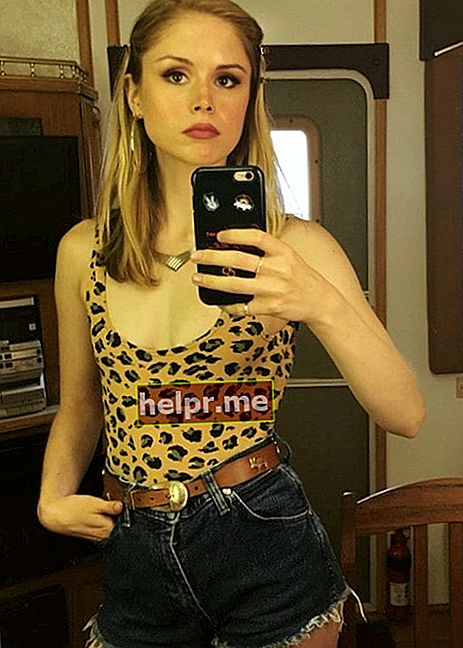Erin Moriarty într-un selfie în iulie 2019