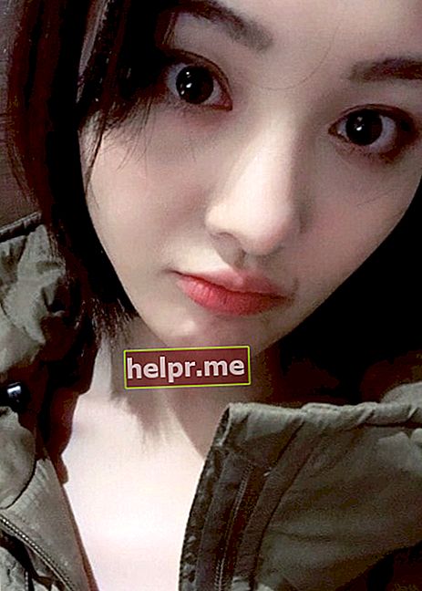 Zheng Shuang en una selfie de Instagram como se vio en febrero de 2018