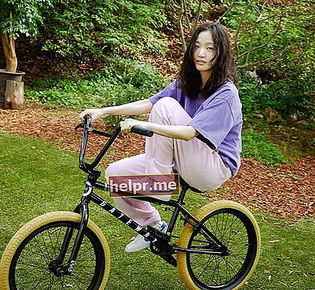 Kim Go-eun visto en junio de 2018
