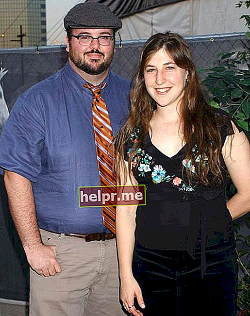 مايم بياليك وزوجها السابق مايكل ستون في حدث خاص عام 2004