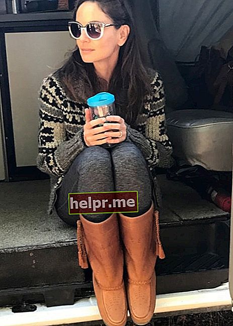 Sarah Wayne Callies vista en septiembre de 2018