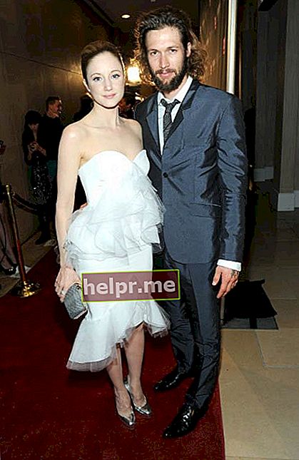 Andrea Riseborough y Joe Appel en los BAFTA Los Angeles Britannia Awards 2011