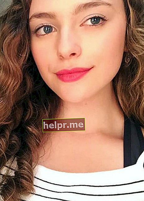 Danielle Rose Russell en una selfie de Instagram como se vio en abril de 2017
