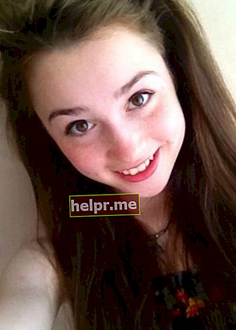 Grace Hogg-Robinson într-un selfie în iulie 2013
