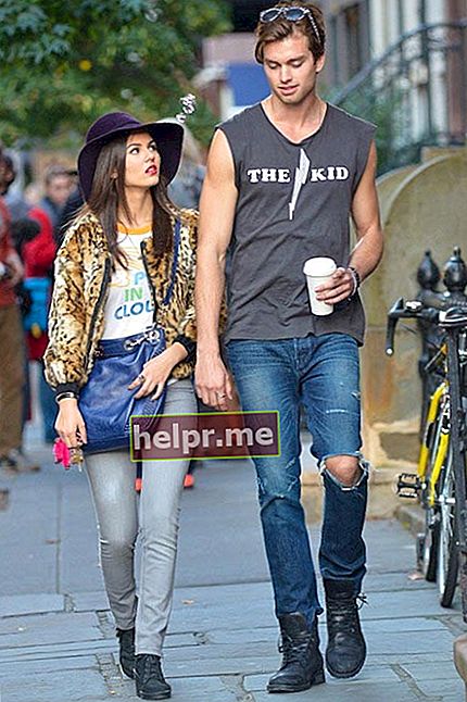 Victoria Justice și Pierson Fode pe un platou în New York City pe 15 octombrie 2013