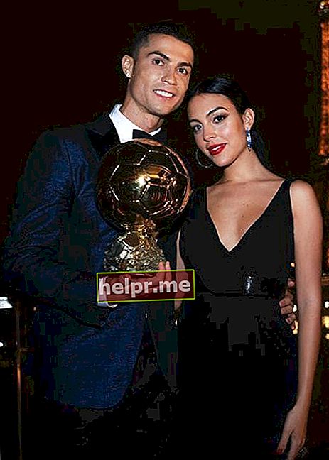 Georgina Rodríguez ir Cristiano Ronaldo Paryžiuje, kaip matyti 2017 m. gruodžio mėn
