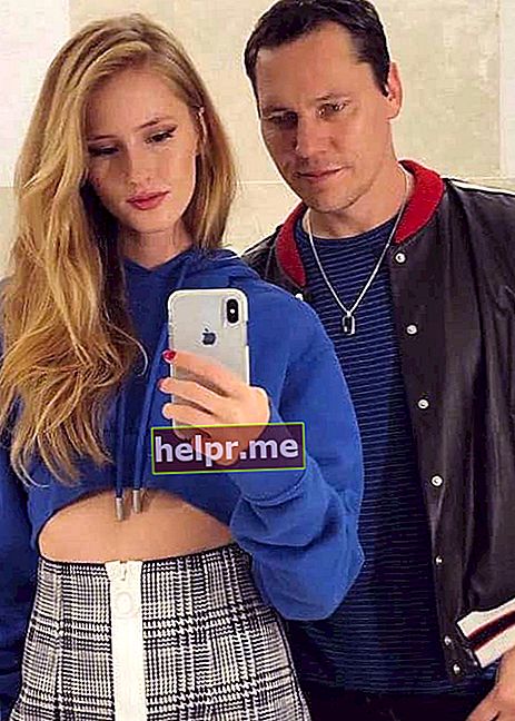 Annika Backes y DJ Tiësto en una selfie de Instagram en diciembre de 2017