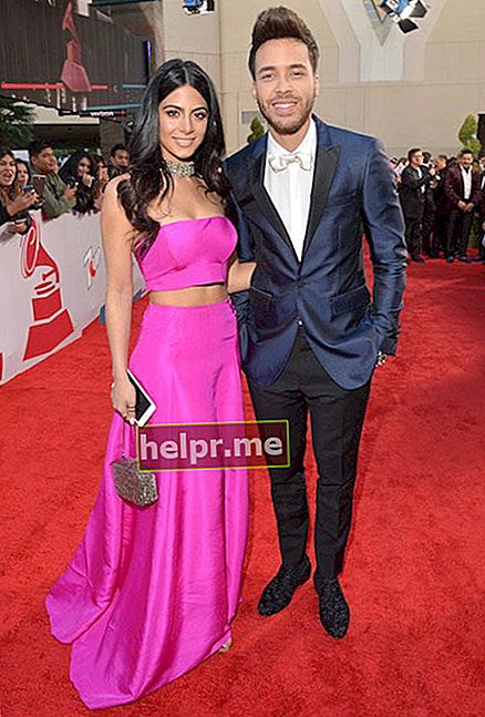 Emeraude Toubia și iubitul său Prince Royce la Latin Grammy Awards pe 19 noiembrie 2015