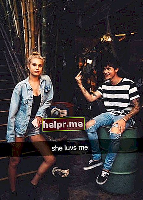 Meredith Mickelson y Kian Lawley en una imagen compartida en su Snapchat en 2016