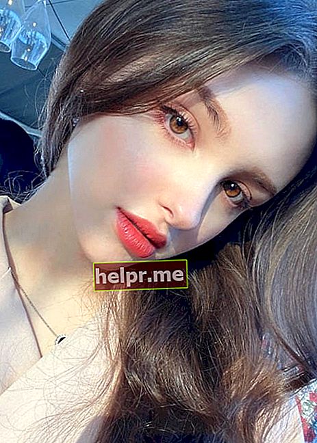 Elina Karimova en una selfie d'Instagram tal com es va veure l'abril del 2020