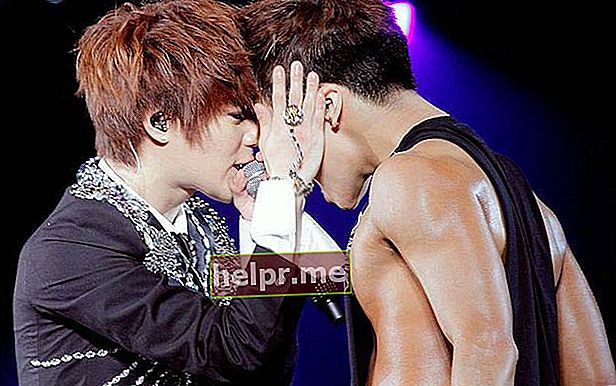 Taemin i Jonghyun actuant al SHINee World Concert II a Taiwan el setembre de 2012