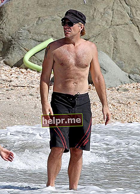 Jon Bon Jovi tijelo bez majice