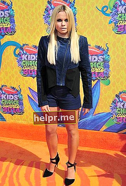 Alli Simpson durant els Kids Choice Awards 2014