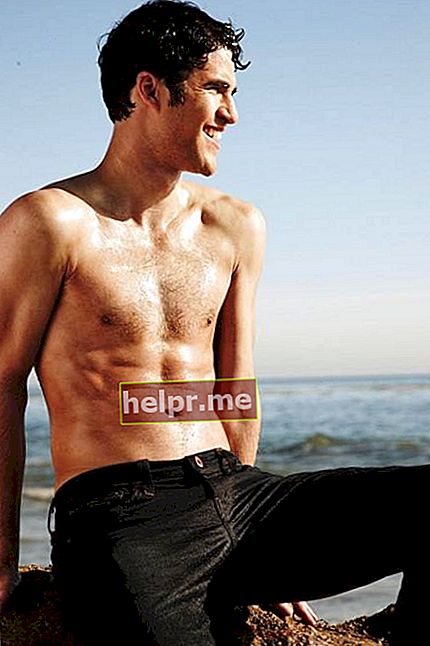 Darren Criss Body fără cămașă