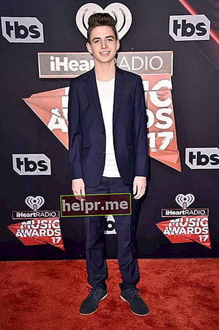 Zach Clayton la iHeartRadio Music Awards în martie 2017