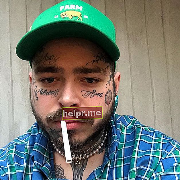 Post Malone mostrando sus tatuajes faciales en 2020