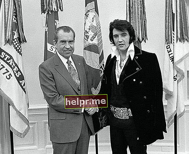 Elvis Presley tijekom susreta s 37. američkim predsjednikom Richardom Nixonom 1970