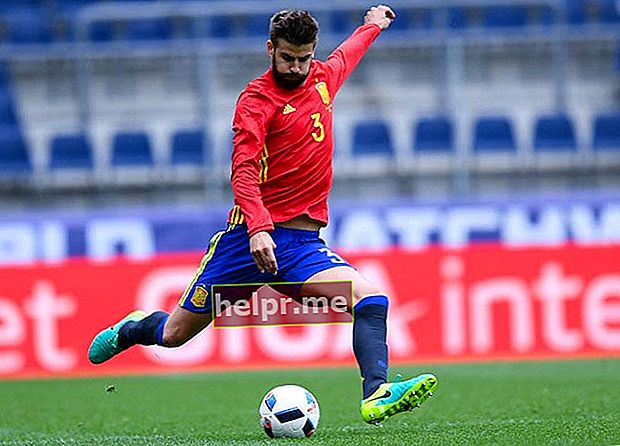 Gerard Pique in actie tijdens een vriendschappelijke wedstrijd tussen Spanje en Korea op 1 juni 2016 in Salzburg, Oostenrijk