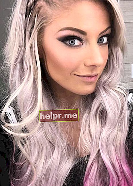 Alexa Bliss într-un selfie pe Instagram în martie 2018
