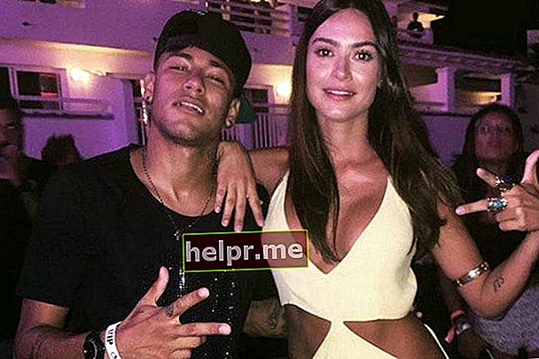 Neymar Jr y Thaila Ayala