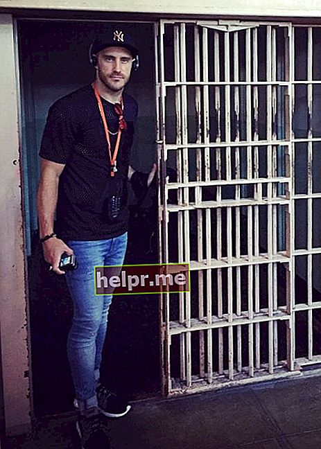 Faf du Plessis جیسا کہ مئی 2016 میں Alcatraz فیڈرل پینٹینٹری کے اندر لی گئی تصویر میں دیکھا گیا ہے