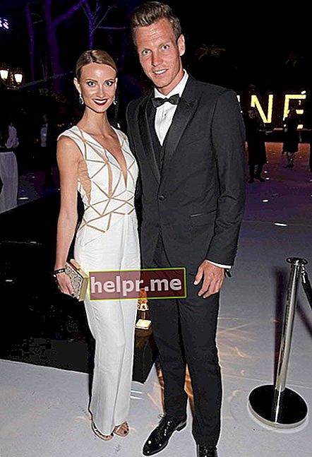 Tomas Berdych con su esposa Ester Satorova