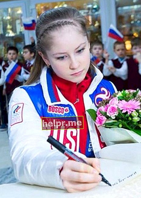 Yulia Lipnitskaya, așa cum s-a văzut într-o postare pe Instagram în martie 2015
