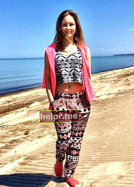 Yulia Lipnitskaya xuất hiện trong một bài đăng trên Instagram vào tháng 4 năm 2015