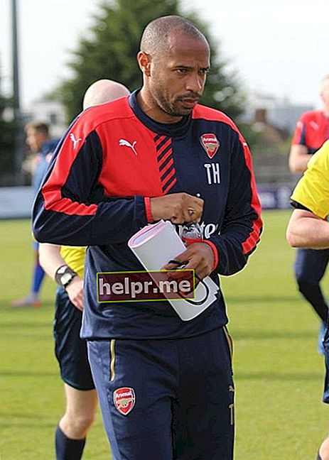 Antrenorul echipei de tineret Arsenal, Thierry Henry, a fost văzut după meciul cu Olympiacos în 2015