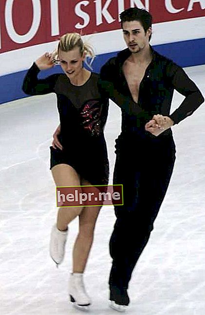 Madison Hubbell și Zachary Donohue în timpul unui concurs de patinaj în 2012