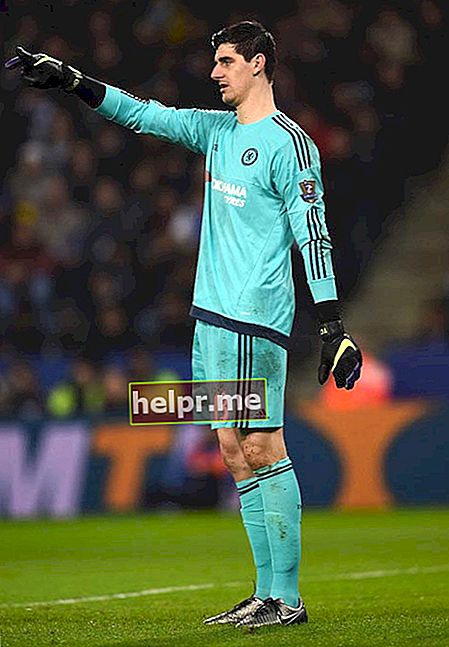 Thibaut Courtois durante un partido entre Leicester City y Chelsea el 14 de diciembre de 2015