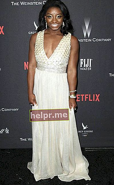 Simone Biles la The Weinstein Company și Netflix Golden Globe Party în ianuarie 2017