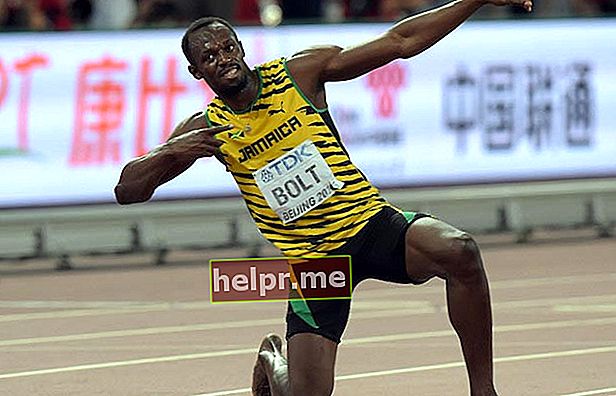 Usain Bolt celebrando su victoria tras ganar un partido