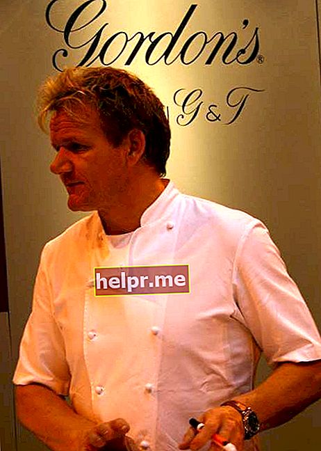 Chef Gordon Ramsay la restaurantul său Gordon