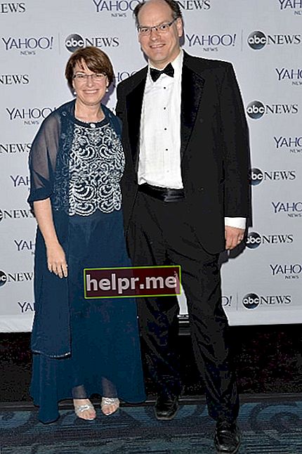 Amy Klobuchar i John Bessler a la festa prèvia al sopar dels corresponsals de Yahoo News/ABCNews Pre-White House al Washington Hilton el 3 de maig de 2014 a Washington, D.C.